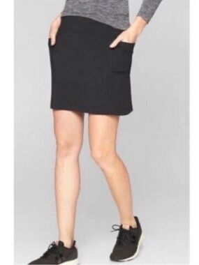 Athleta Women’s Tall Excursion Skort